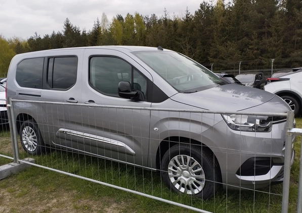 Toyota Proace City Verso cena 147700 przebieg: 2, rok produkcji 2024 z Gorzów Śląski małe 67